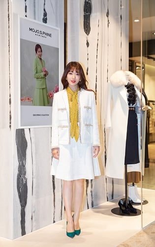 ‘스타일 아이콘’ 박신혜, 대체불가 명품 미모 뽐내