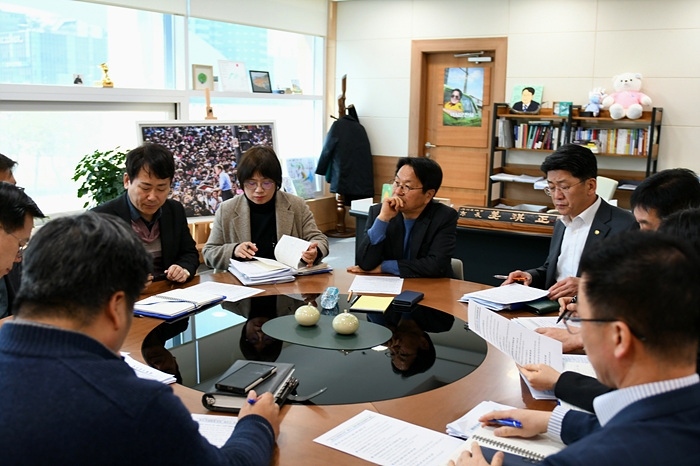 강기정 광주시장, "경제 최우선" 추경·통상·민생 3대 비상대응체제 가동